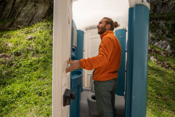 Best Portable bathroom rental  in Middletown, OH